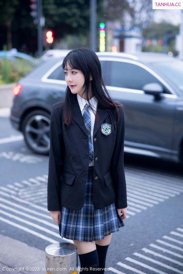  [XiuRen]高清写真图 2023.04.28 No.6662 幼幼 制服美腿第10张图片